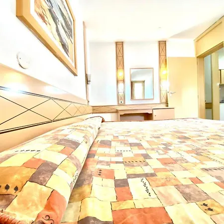 Apartamento Freewifi,vistajardin,piscina Agua Salada En Apartamento