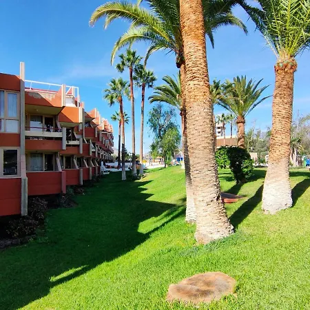Apartamento Freewifi,vistajardin,piscina Agua Salada En Apartamento