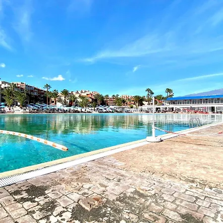 Apartamento Freewifi,vistajardin,piscina Agua Salada En Apartamento